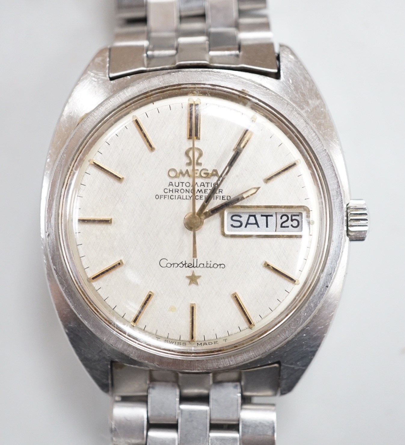 A gentleman's late 1960's stainless steel Omega Automatic Chronometer Constellation wrist watch, on a stainless steel Omega bracelet, movement c.751, no box or papers.